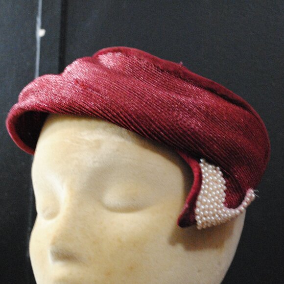 For Repair Vintage 1950\'s Christine Original Burgundy Straw Hat with Pearl Beads